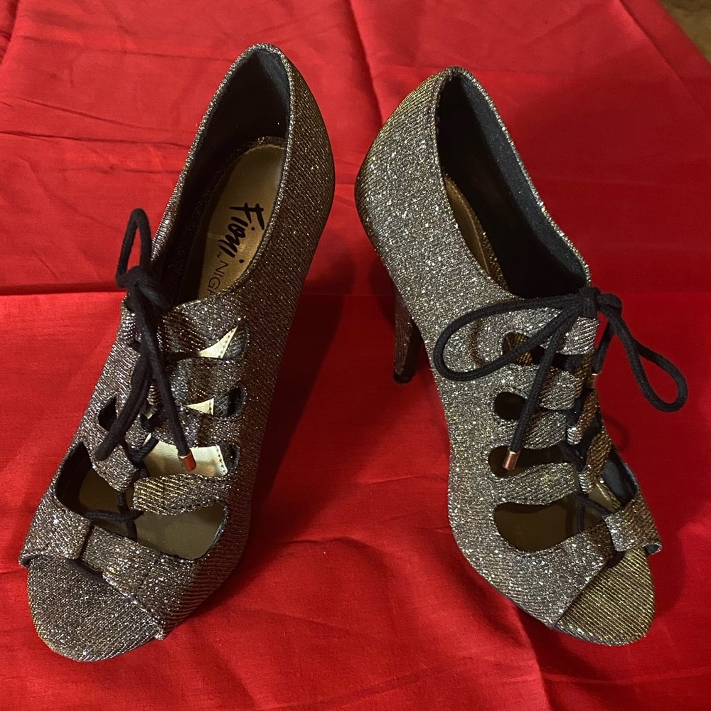 Women’s high heeled shoes